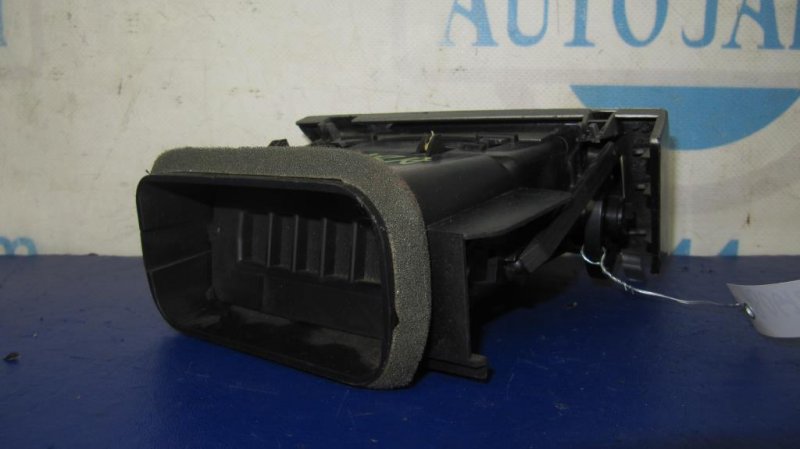 Дефлектор воздушный левый TOYOTA SOLARA 03-09