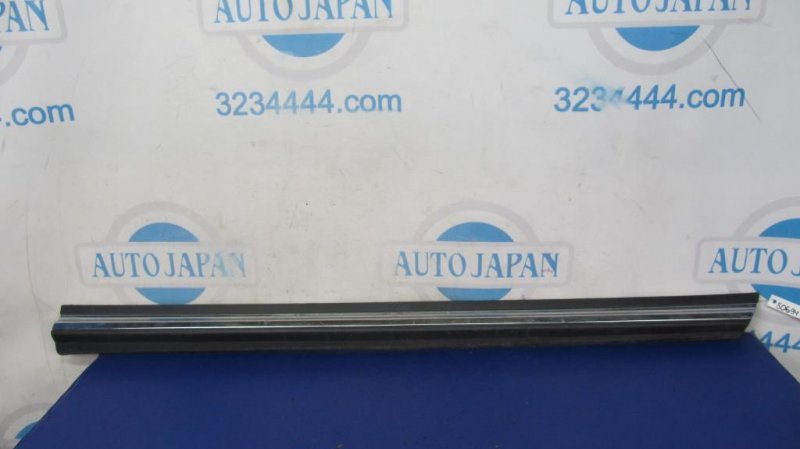 Запчасть накладка двери передняя правая INFINITI FX S50 03-08 80870-1CA0A Б/У Накладка двери передняя правая INFINITI FX S50 03-08 80870-1CA0A Б/У