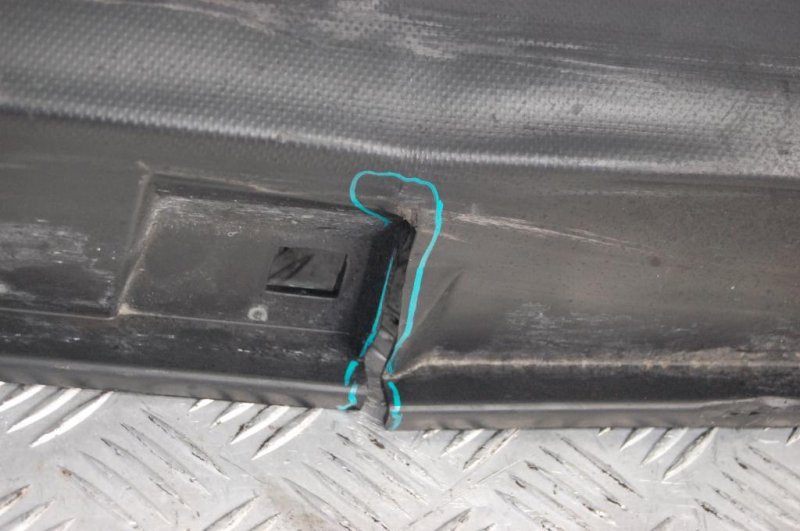 Накладка порога наружная правая SUBARU CROSSTREK 12-17 Внедорожник 2.0