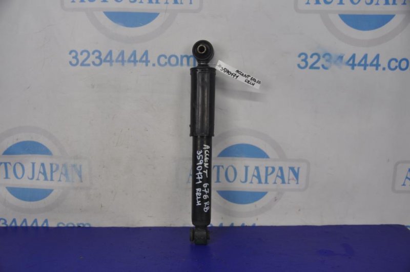 Запчасть амортизатор задний левый HYUNDAI ACCENT RB 10- 2015 Седан 1.6 55300-1R300 Б/У Амортизатор задний левый HYUNDAI ACCENT RB 10- 2015 Седан 1.6 55300-1R300 Б/У