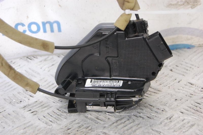 Замок двери задний правый NISSAN X-TRAIL/ROGUE T32 13-20 Замок двери задний правый NISSAN X-TRAIL/ROGUE T32 13-20