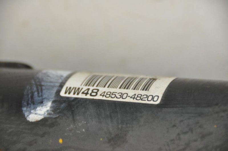 Амортизатор задний правый HIGHLANDER 01-07 2006 ACU20 2.4 2AZFE