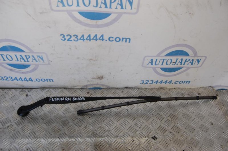 Поводок стеклоочистителя передний FORD FUSION 14- DS73-17B589-AC Б/У