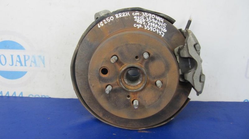 Ступица задняя правая LEXUS IS250/350 05-13 42410-30020 Б/У