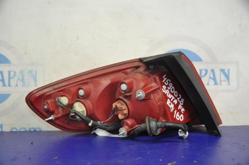 Фонарь наружный задний правый HYUNDAI SANTA FE (CM) 05-12 Внедорожник 3.3