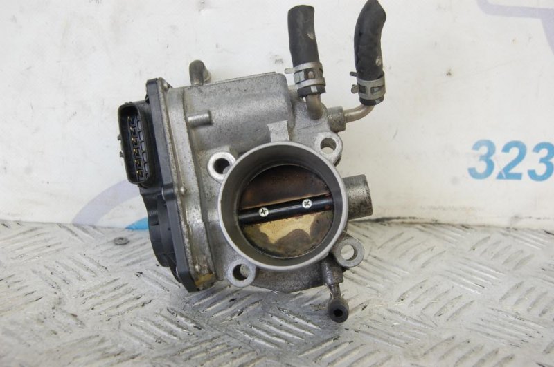 Дроссельная заслонка TOYOTA HIGHLANDER 01-07 2006 ACU20 2.4 2AZFE 22030-28060 Б/У