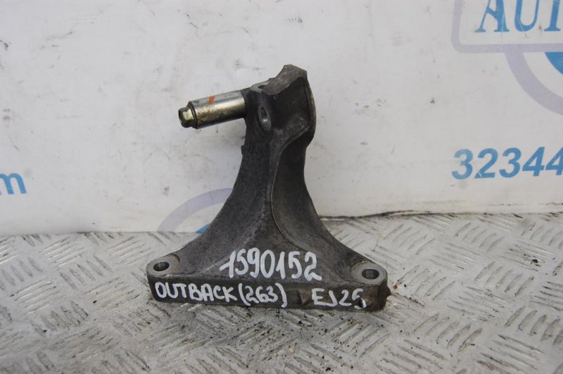 Запчасть кронштейн кпп SUBARU OUTBACK 09-14 BR 2012 Внедорожник 2.5 30450AA000 Б/У Кронштейн КПП SUBARU OUTBACK 09-14 BR 2012 Внедорожник 2.5 30450AA000 Б/У