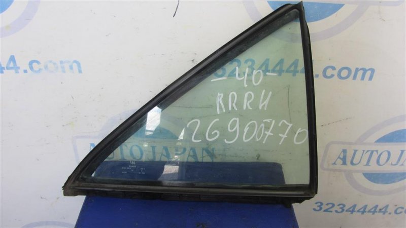 Стекло двери глухое заднее правое TOYOTA CAMRY 40 06-11 68123-06050 Б/У