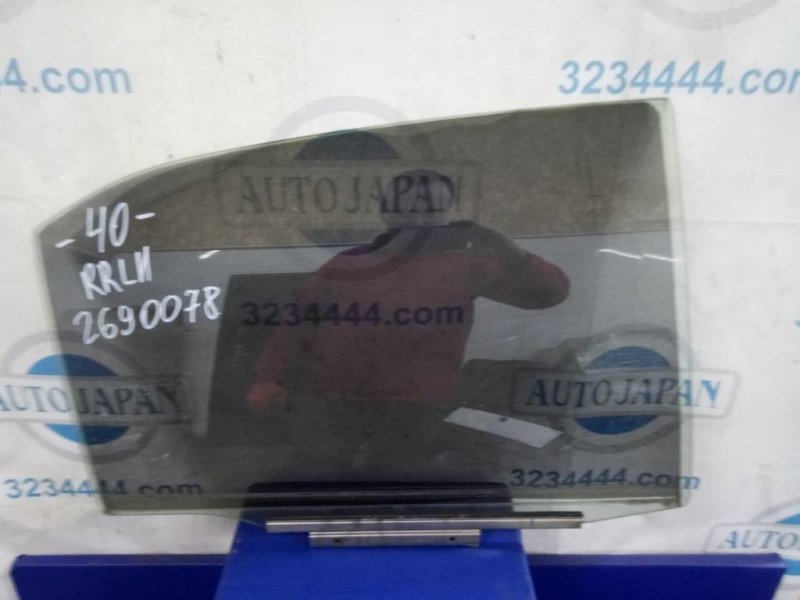 Запчасть стекло двери заднее правое TOYOTA CAMRY 40 06-11 68103-06090 Б/У Стекло двери заднее правое TOYOTA CAMRY 40 06-11 68103-06090 Б/У