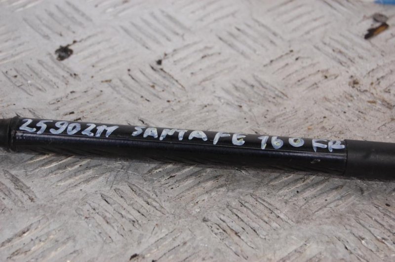 Амортизатор капота SANTA FE (CM) 05-12 2008 Внедорожник 3.3 Амортизатор капота SANTA FE (CM) 05-12 2008 Внедорожник 3.3