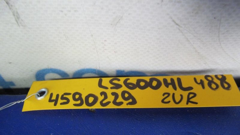 Крышка корпуса воздушного фильтра правая LS600HL 06-17 2008 Седан 5.0