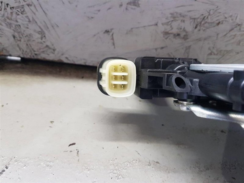 Стеклоподъемник передний правый MITSUBISHI OUTLANDER XL 05-13