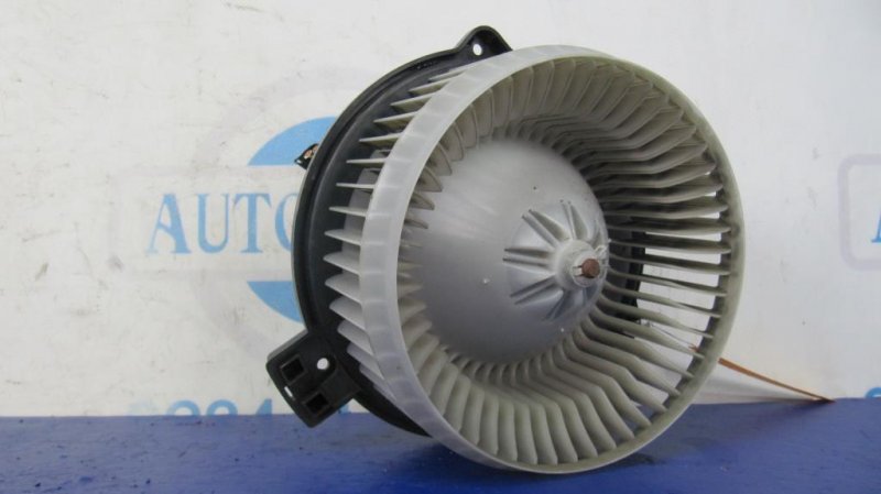 Моторчик печки TOYOTA HIGHLANDER 01-07 2006 ACU20 2.4 2AZFE 87103-48020 Б/У