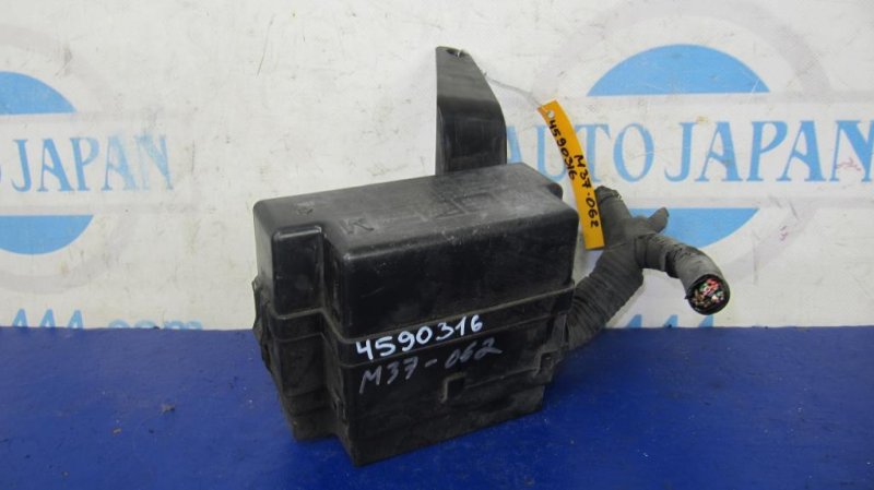 Запчасть реле INFINITI M25/M37/M56/Q70/M35H 10-16 2013 Седан 3.7 VQ37VHR Б/У Реле INFINITI M25/M37/M56/Q70/M35H 10-16 2013 Седан 3.7 VQ37VHR Б/У