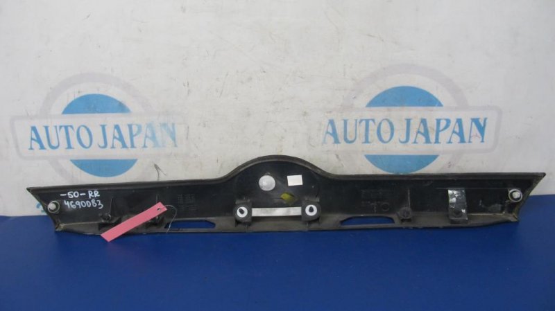 Панель подсветки номера TOYOTA CAMRY 50 12-15 Панель подсветки номера TOYOTA CAMRY 50 12-15