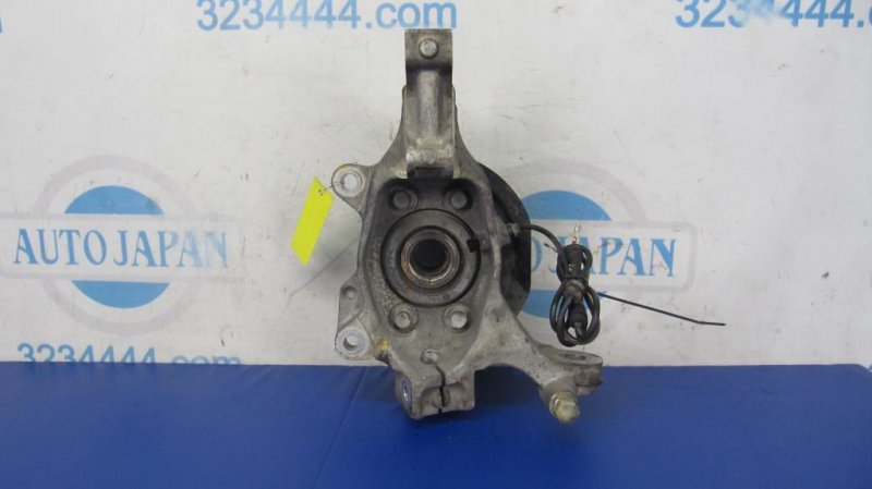 Кулак поворотный передний правый NISSAN TEANA J32 08-14 40014-JA00A Б/У