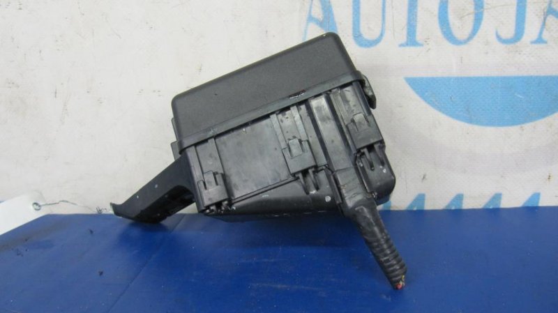 Реле IS250/350 05-13 2010 Седан 2.5