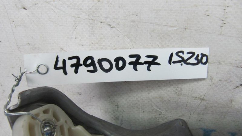 Блок предохранителей салон IS250/350 05-13 2010 Седан 2.5