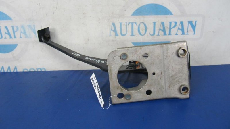 Педаль тормоза LANCER X 10 07-15 2009 Седан 2.4 Педаль тормоза LANCER X 10 07-15 2009 Седан 2.4
