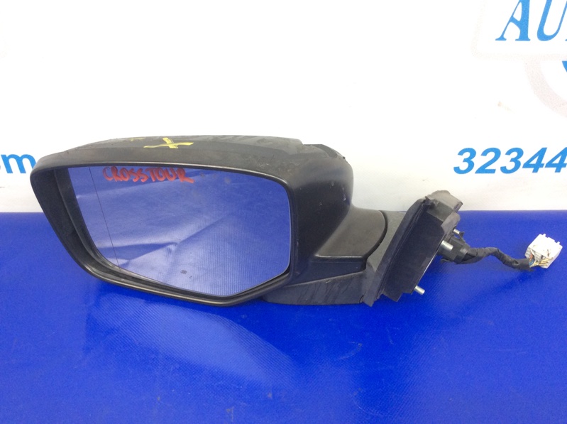 Запчасть зеркало левое HONDA CROSSTOUR 09-15 2015 Внедорожник 2.4 76258-TY4-A51 Б/У Зеркало левое HONDA CROSSTOUR 09-15 2015 Внедорожник 2.4 76258-TY4-A51 Б/У