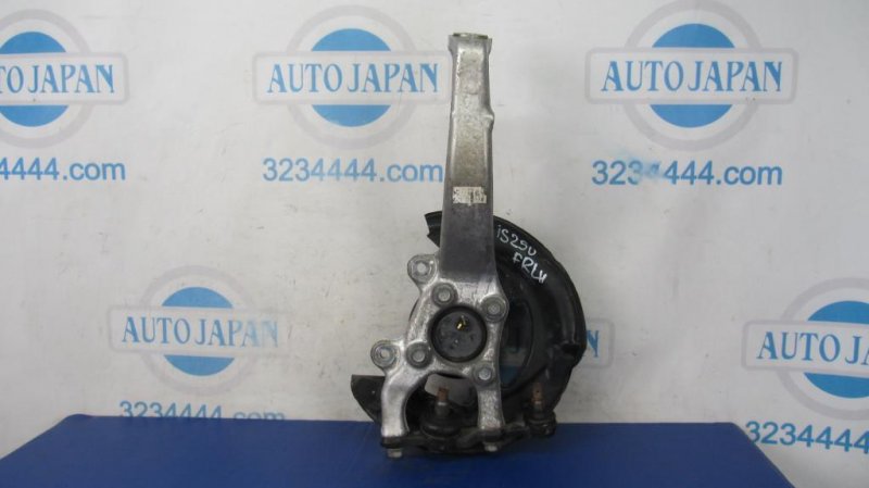 Ступица передняя левая LEXUS IS250/350 05-13 Седан 2.5