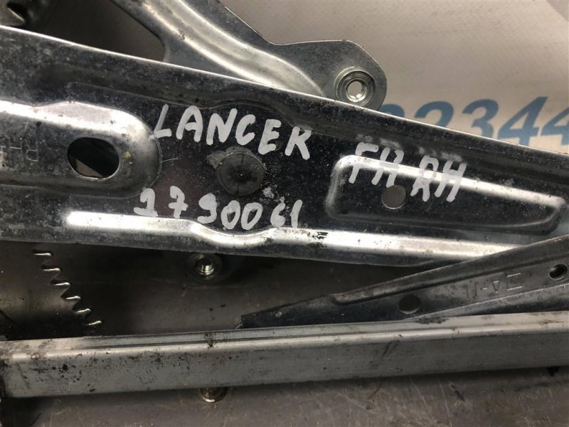 Стеклоподъемник передний правый LANCER X 10 07-15