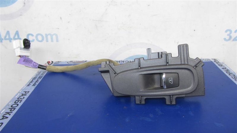 Запчасть кнопка стеклоподъемника задняя правая INFINITI QX60/JX35 12-20 25421-3JA1A Б/У Кнопка стеклоподъемника задняя правая INFINITI QX60/JX35 12-20 25421-3JA1A Б/У