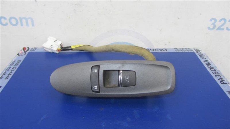 Запчасть кнопка стеклоподъемника передняя правая INFINITI QX60/JX35 12-20 25411-3JA1A Б/У Кнопка стеклоподъемника передняя правая INFINITI QX60/JX35 12-20 25411-3JA1A Б/У