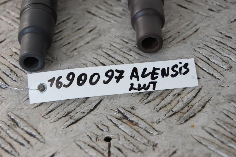 Катушка зажигания AVENSIS 03-08