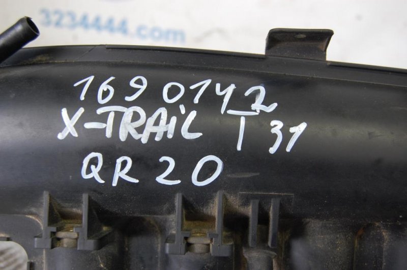 Коллектор впускной X-TRAIL T30 01-07