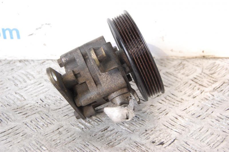 Насос ГУР NISSAN X-TRAIL T31 07-14 QR20 Насос ГУР NISSAN X-TRAIL T31 07-14 QR20