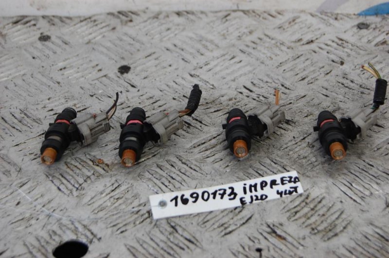 Форсунка топливная SUBARU IMPREZA 07-11 GE/GH 16600AA270 Б/У