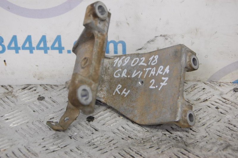 Кронштейн двигателя правый SUZUKI GRAND VITARA 05-15 Б/У