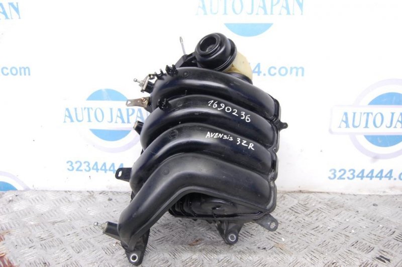 Коллектор впускной TOYOTA AVENSIS 08-18 17120-37011 Б/У