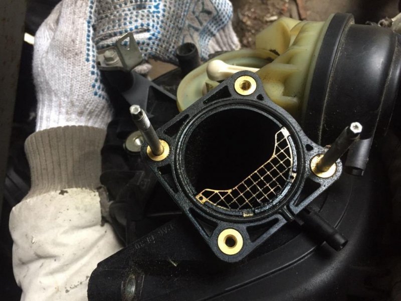 Коллектор впускной AVENSIS 08-18