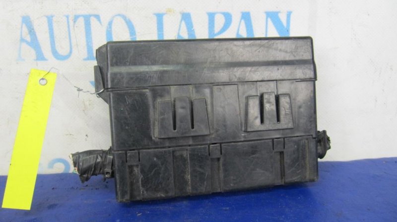 Блок предохранителей моторный отсек TIIDA/VERSA C11 04-11 2011 Хетчбек 1.8