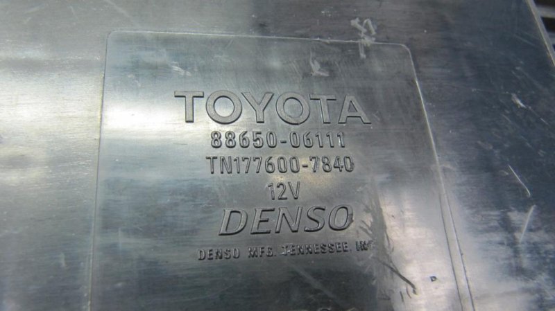 Блок электронный CAMRY 40 06-11 Блок электронный CAMRY 40 06-11