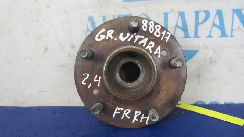 Запчасть ступица передняя левая SUZUKI GRAND VITARA 05-15 43402-57L51 Б/У Ступица передняя левая SUZUKI GRAND VITARA 05-15 43402-57L51 Б/У