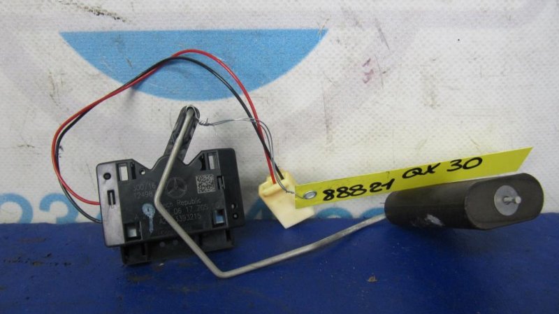 Датчик уровня топлива INFINITI QX30 16-20 A2C53393215 Б/У