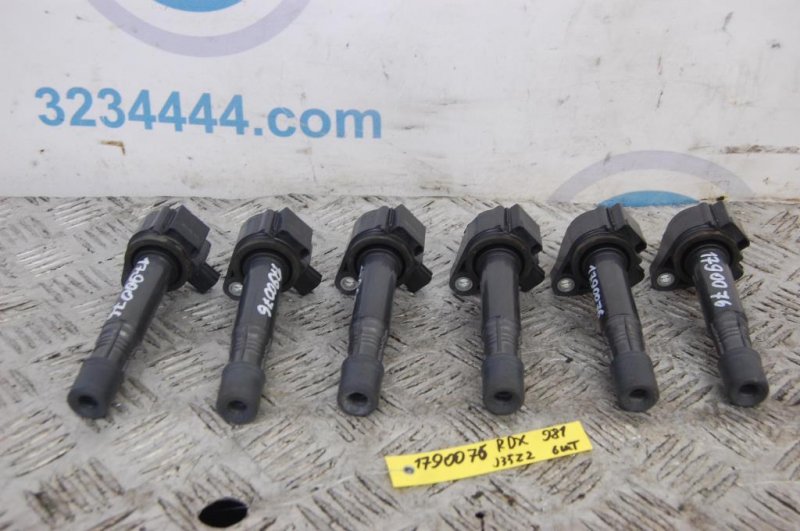 Запчасть катушка зажигания ACURA RDX 12-19 2018 Внедорожник 3.5 30520-5G0-A01 Б/У Катушка зажигания ACURA RDX 12-19 2018 Внедорожник 3.5 30520-5G0-A01 Б/У