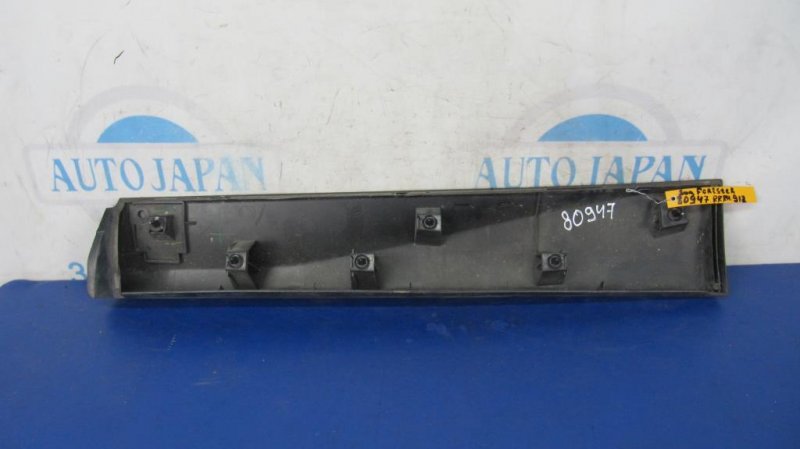 Накладка двери задняя правая FORESTER 12-19