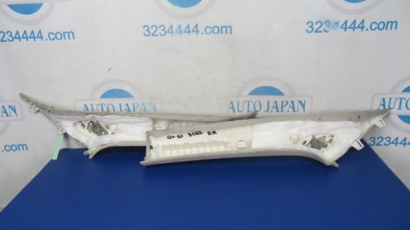 Накладка на стойку кузова передняя INFINITI QX60/JX35 12-20