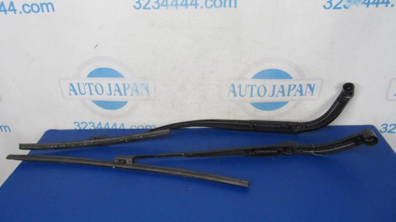 Поводок стеклоочистителя передний INFINITI QX60/JX35 12-20