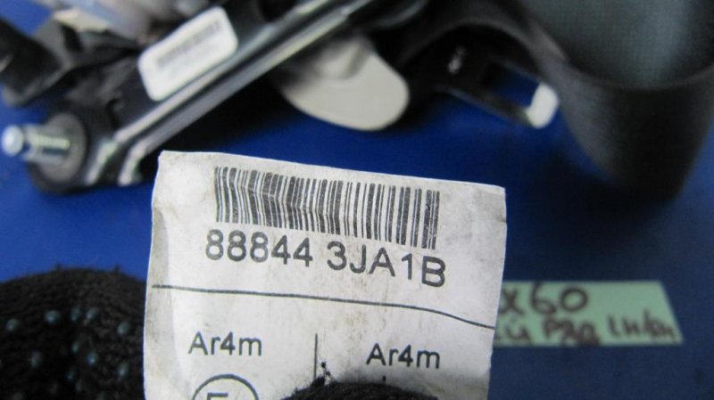 Ремень безопасности задний INFINITI QX60/JX35 12-20