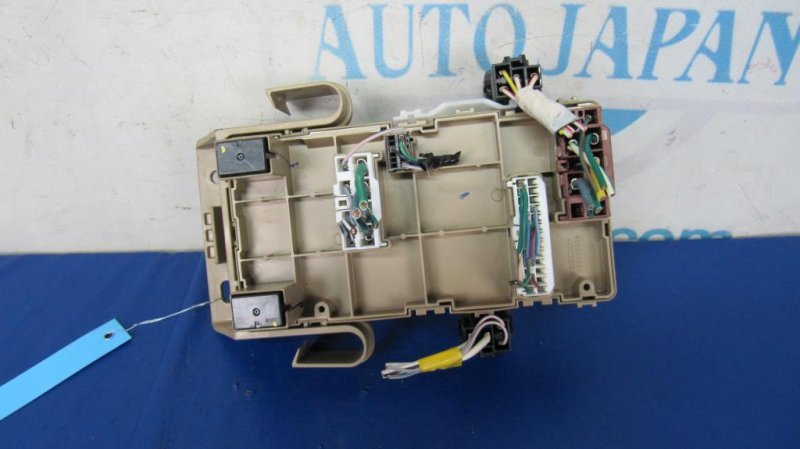 Блок предохранителей салон SUBARU LEGACY 09-15 BM Седан 2.5 FB25B Блок предохранителей салон SUBARU LEGACY 09-15 BM Седан 2.5 FB25B