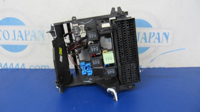 Блок предохранителей моторный отсек JETTA USA 10-17 2014 162 2.0 CBPA