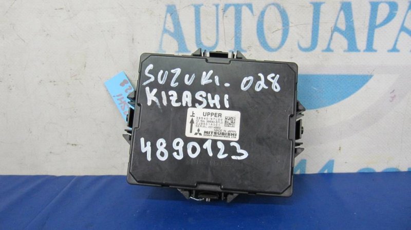 Блок комфорта SUZUKI KIZASHI 09-14 2011 Седан 2.4 39530-57L00 Б/У