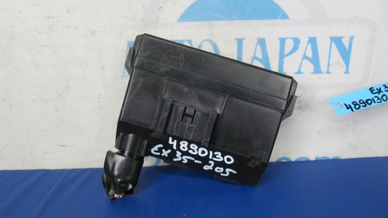 Блок предохранителей моторный отсек EX35(37) 07-12 2008 Внедорожник 3.5