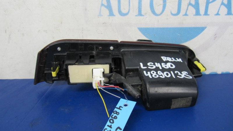 Кнопка стеклоподъемника задняя левая LEXUS LS460 06-12 Кнопка стеклоподъемника задняя левая LEXUS LS460 06-12