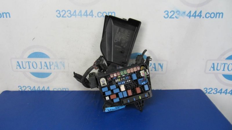 Блок предохранителей моторный отсек SUZUKI KIZASHI 09-14 2011 Седан 2.4 36738-57L00 Б/У
